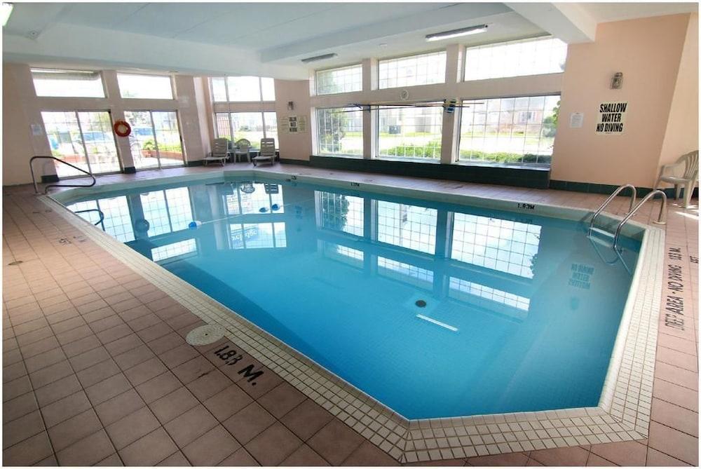 Travelodge By Wyndham Niagara Falls Lundys Lane מראה חיצוני תמונה